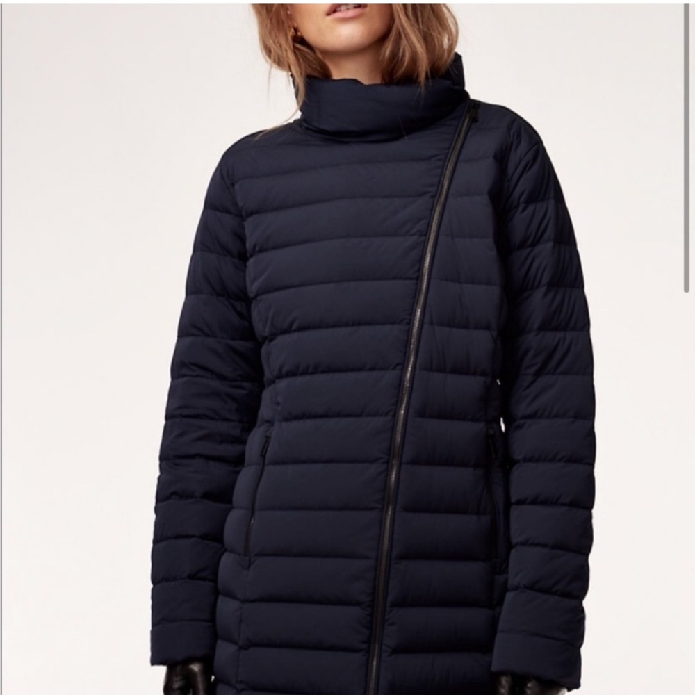 Aritzia Babaton Reza Navy Quilted 100% Goose Down Puffer Jacket Fisherman Scandi